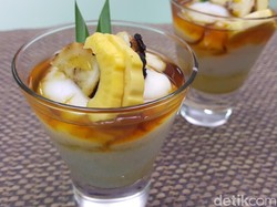 Ingin Makan yang Manis Lembut Saat Berbuka? Bikin Saja Bubur Sumsum
