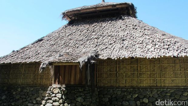 Masjid Kuno Bayan Beleq di Lombok