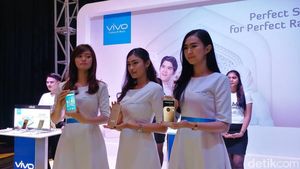 Lebih Dekat dengan Vivo V5s Pure White