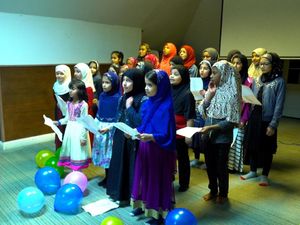 Komunitas Muslim Indonesia Bantu Pendirian Masjid di 3 Negara Komunitas Muslim Indonesia Bantu Pendirian Masjid di 3 Negara