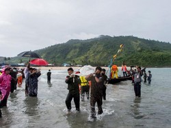 62 Jasad Korban Jatuhnya Pesawat Myanmar Diangkat dari Laut