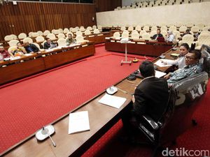 Usulan Tambahan Masa Kerja Pansus KPK akan Dibawa ke Paripurna Usulan Tambahan Masa Kerja Pansus KPK akan Dibawa ke Paripurna
