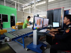 Barang Kiriman TKI Bebas Bea Masuk Total Rp 23 Juta/Tahun, Ini Syaratnya Barang Kiriman TKI Bebas Bea Masuk Total Rp 23 Juta/Tahun, Ini Syaratnya