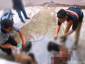 Kapolda Jabar Apresiasi Aksi AKP Benny Memandikan Orang Gila Kapolda Jabar Apresiasi Aksi AKP Benny Memandikan Orang Gila