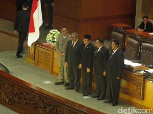 DPR Sepakati 3 Anggota DKPP, Termasuk Mantan Ketua Bawaslu