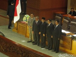 DPR Sepakati 3 Anggota DKPP, Termasuk Mantan Ketua Bawaslu