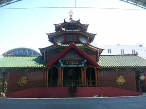 Masjid Cheng Hoo Surabaya yang Terinspirasi Niujie Mosque Beijing Masjid Cheng Hoo Surabaya yang Terinspirasi Niujie Mosque Beijing