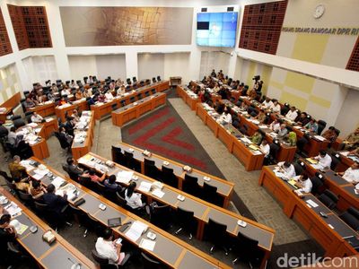 4 Menteri Jokowi Bersama Banggar Bahas Anggaran 2018