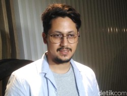Keenan Pearce Tak Mau Komentari Pertunangan Raisa dan Hamish Daud