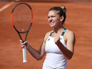 Halep Bangkit dari Ketinggalan untuk Lolos ke Semifinal Halep Bangkit dari Ketinggalan untuk Lolos ke Semifinal