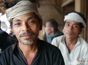 Mereka yang Bertahan Menjadi Baduy