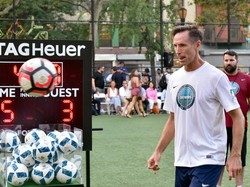 Steve Nash Jawab Tantangan Neymar, Pamer Aksi Ciamik Olah Bola
