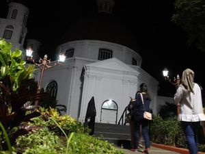 Wisata Malam di Semarang, Mau?
