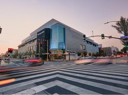 Fashion Store Asal AS Bloomingdales Menang Lawan Pengusaha Jakarta