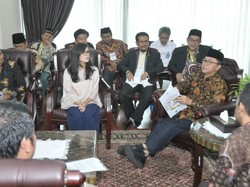 Ketua MPR: Atasi Perbedaan dengan Dialog dan Silaturahmi