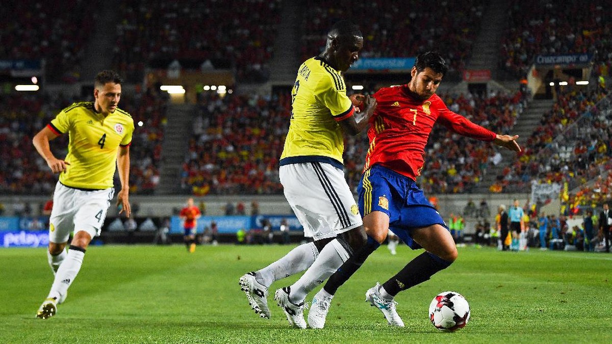 Spanyol bermain imbang 2-2 melawan Kolombia (Foto: Getty Images/David Ramos)