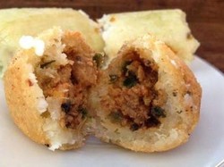 Pedas Mantap! Combro Jeletot Bisa Anda Nikmati dengan 4 Langkah Ini