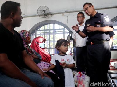 Dirut KAI Cek Kesiapan Stasiun Senen