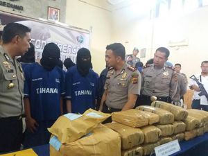 Polres Cimahi Sita 34 Kilogram Ganja Siap Edar