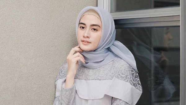 Foto: 10 Penampilan Selebgram dengan Organza Hijab yang Lagi Tren
