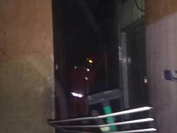 Akibat Korsleting Listrik, Sebuah Rumah Terbakar di Ciracas Jaktim