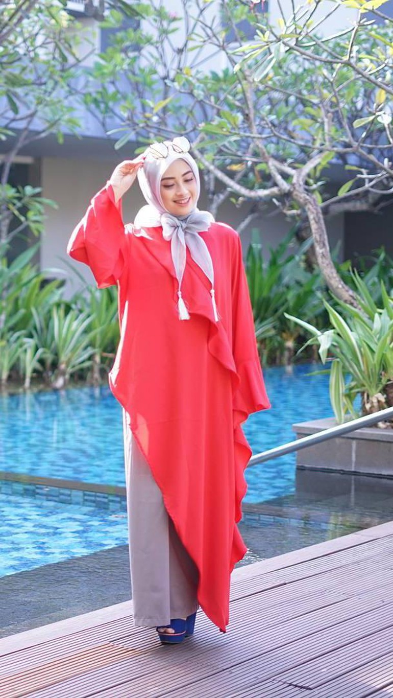 Foto 10 Penampilan Selebgram Dengan Organza Hijab Yang Lagi Tren Foto 10 Penampilan Selebgram Dengan Organza Hijab Yang Lagi Tren