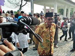 Djarot Pertimbangkan Bangun Pasar untuk Warga Bukit Duri di Rusun