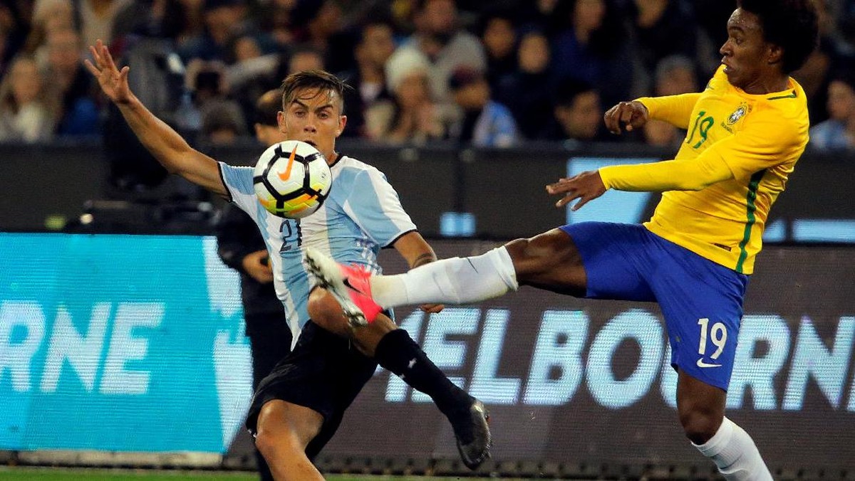 Foto: Kualitas Paulo Dybala diragukan oleh legenda sepakbola Brasil Pele (REUTERS/Jason Reed)