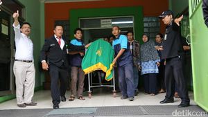 Jenazah Jupe Dibawa ke Rumah Duka
