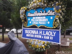 Yasonna dan Rachmawati Juga Kirim Karangan Bunga untuk Jupe