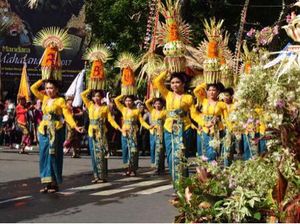 Netizen di Seluruh Nusantara Buat Pesta Kesenian Bali 2017 Viral