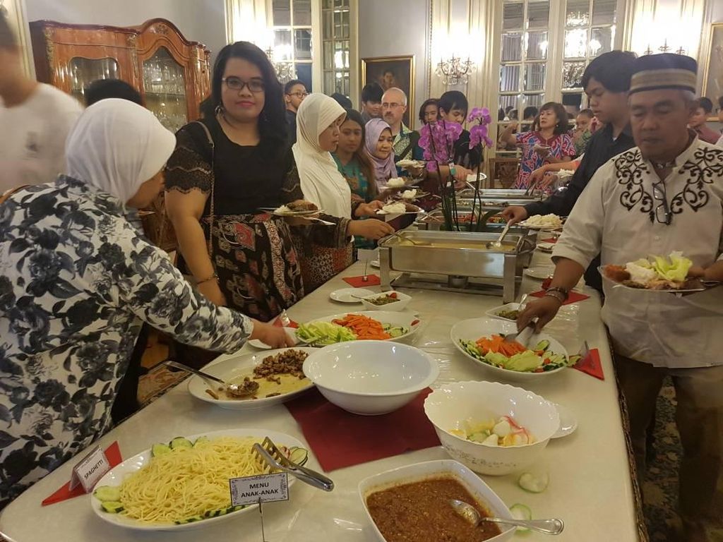 Indahnya Kebersamaan Warga Indonesia di Roma Saat Ramadan