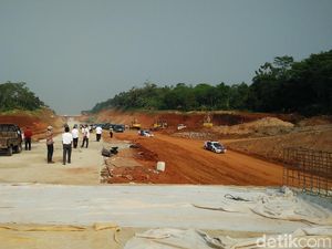 Pembangunan Capai 54%, Tol Batang-Semarang Ditarget Selesai 2018 Pembangunan Capai 54%, Tol Batang-Semarang Ditarget Selesai 2018