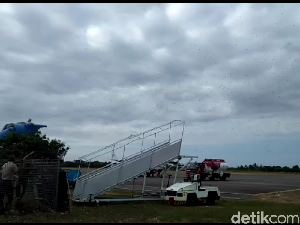 Banjir, Sejumlah Maskapai di Bandara Waingapu Sumba Batal Terbang