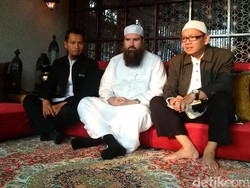 Pertamakali ke Indonesia, Ulama Asal Amerika Mc Carthy Dakwah di Bandung