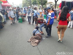 2 Jam Mengemis Modus Ngesot di HI, Aldriana Raup Rp 249 Ribu