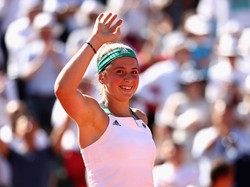 Torehan-Torehan Spesial Ostapenko Usai Jadi Juara Prancis Terbuka