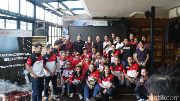 Keseruan Coaching Clinic Wonderful Surprise Bersama Toyota Calya