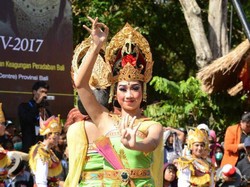 Pujian Untuk Pesta Kesenian Bali