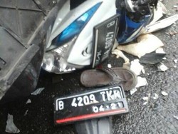 Mobil Tabrak 2 Motor di Jalan DI Panjaitan Jaktim, 1 Orang Luka Parah