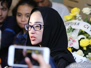 Dewi Persik Sempat Tak Percaya Jupe Meninggal Dunia