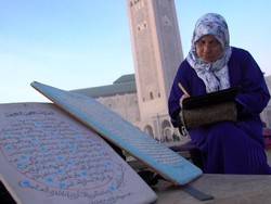 Berjumpa Nuriyyah, Guru Kaligrafi Wanita Pertama di Maroko