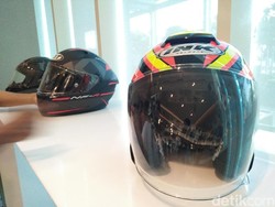 Helm Open Face Lebih Disukai Orang Indonesia