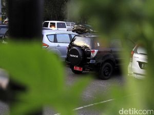 Pemprov Riau Larang PNS Pakai Mobil Dinas untuk Mudik Pemprov Riau Larang PNS Pakai Mobil Dinas untuk Mudik