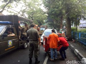 Ditertibkan Satpol PP, PKL Jalan Trunojoyo Ngaku Bayar Iuran Ditertibkan Satpol PP, PKL Jalan Trunojoyo Ngaku Bayar Iuran