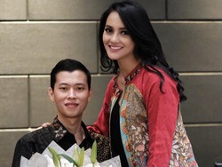 Haru! Mengenang Momen Mesra Ririn Ekawati Bersama Sang Suami