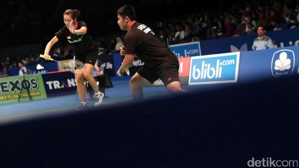 Ganda Campuran Indonesia Tak Berdaya