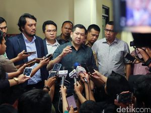 Jaksa Teliti Kelengkapan Berkas Kasus SMS Ancaman Hary Tanoe Jaksa Teliti Kelengkapan Berkas Kasus SMS Ancaman Hary Tanoe