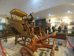 Mual Saat Mudik Naik Mobil? Hindari Duduk di Jok Belakang