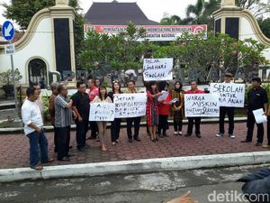 F-PDIP Kota Solo Minta Siswa Gakin Diakomodasi di Sekolah Negeri